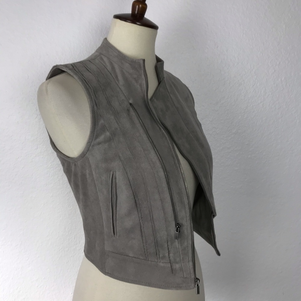 BCBG Max Azria Damien Suede Crop Vest - Picture 8 of 8